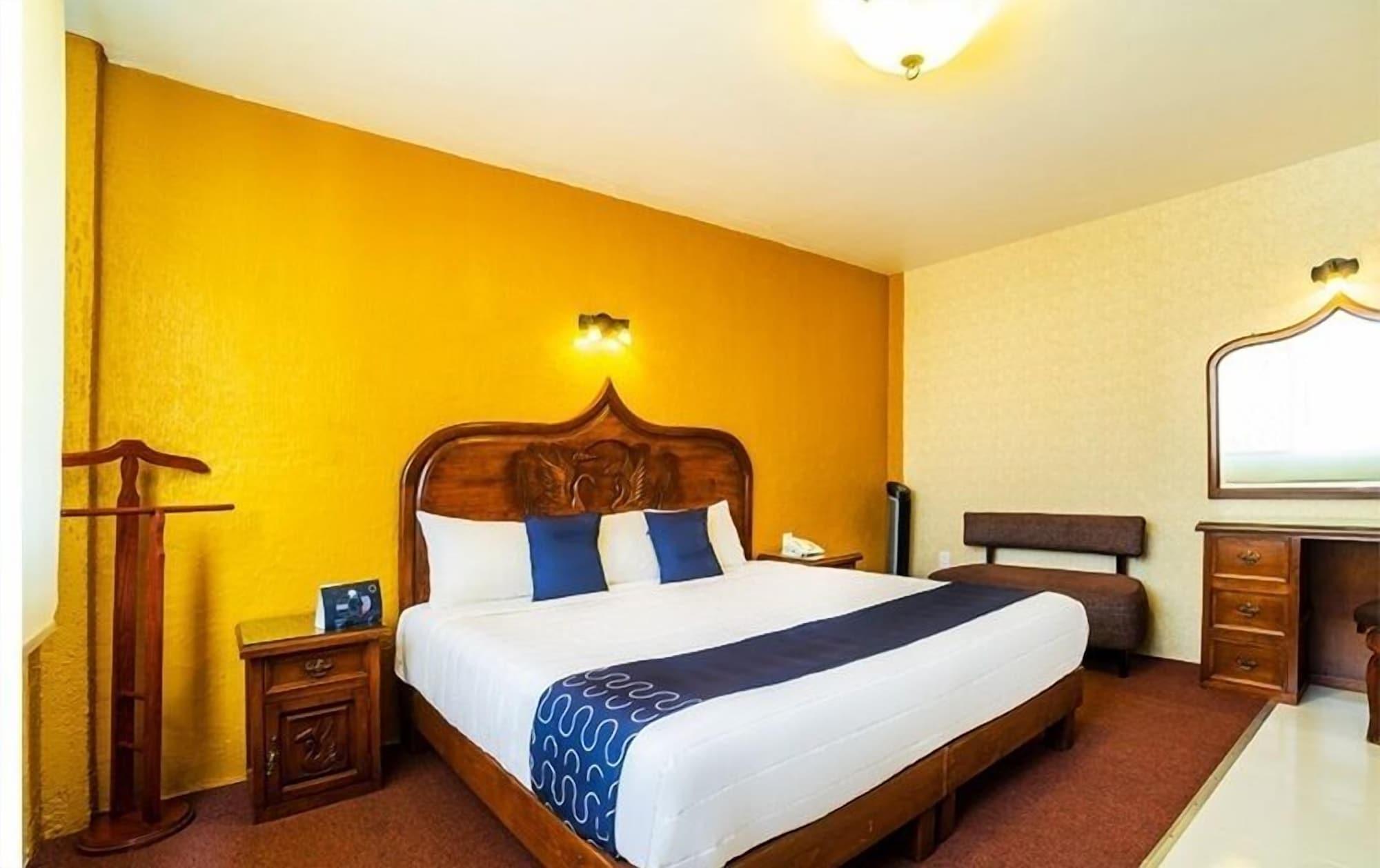 Hotel Hc Celaya  Exterior photo