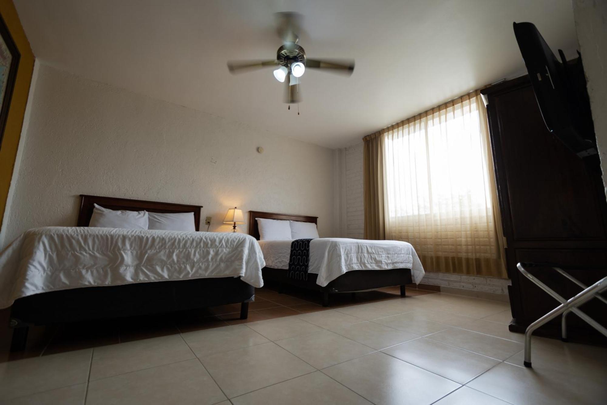 Hotel Hc Celaya  Exterior photo
