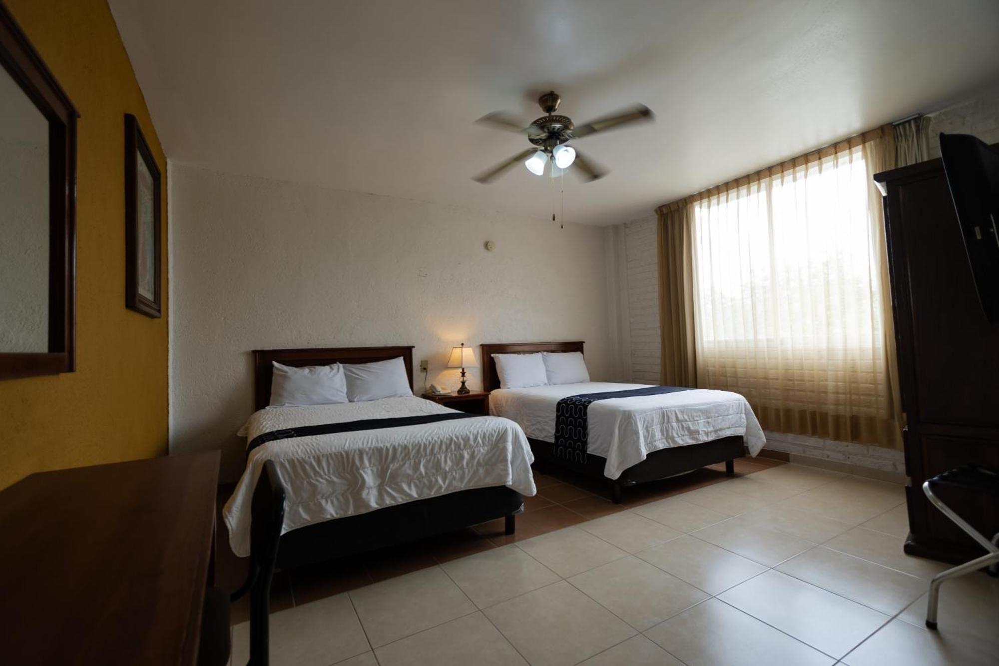 Hotel Hc Celaya  Exterior photo