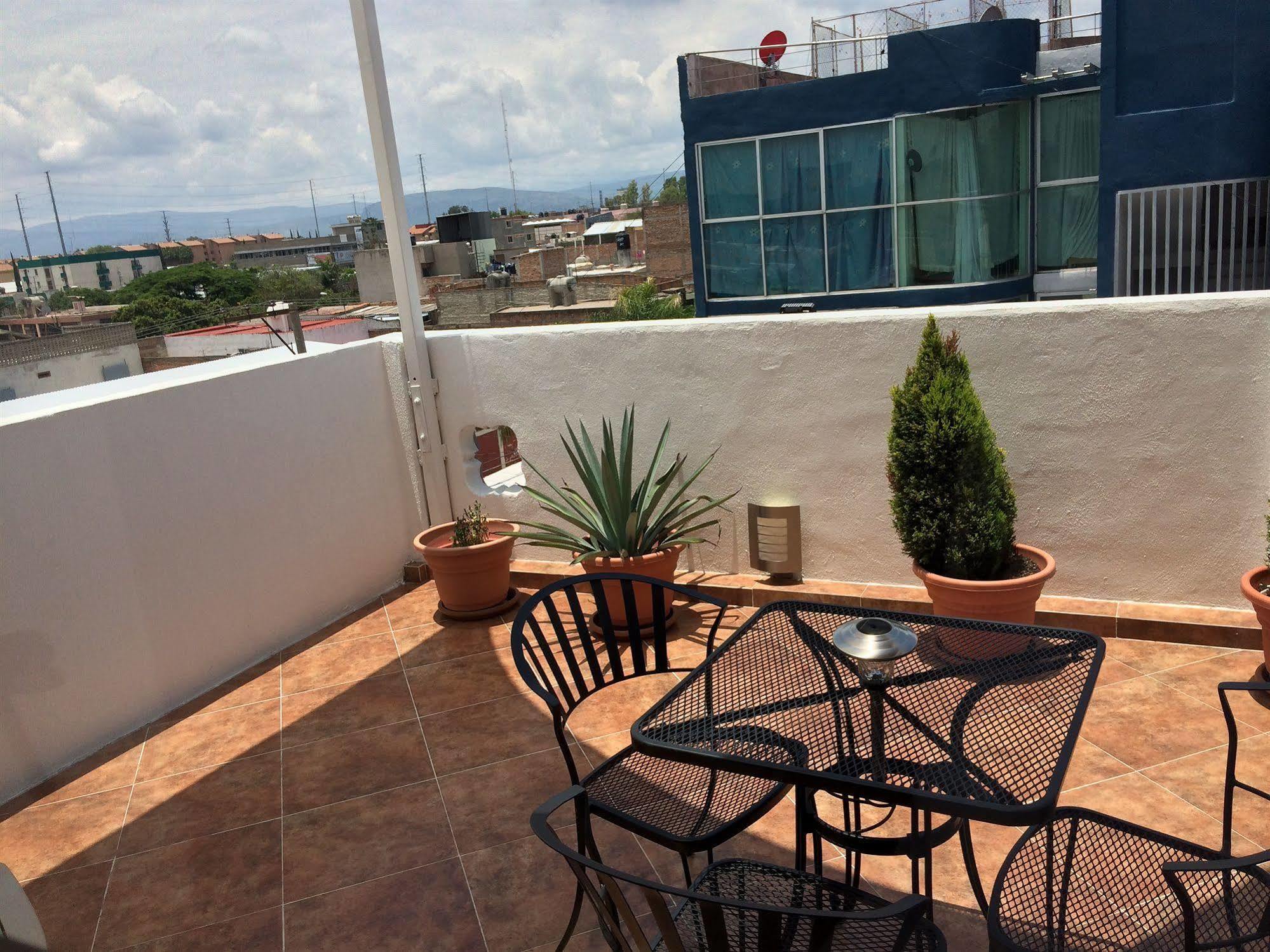 Hotel Hc Celaya  Exterior photo